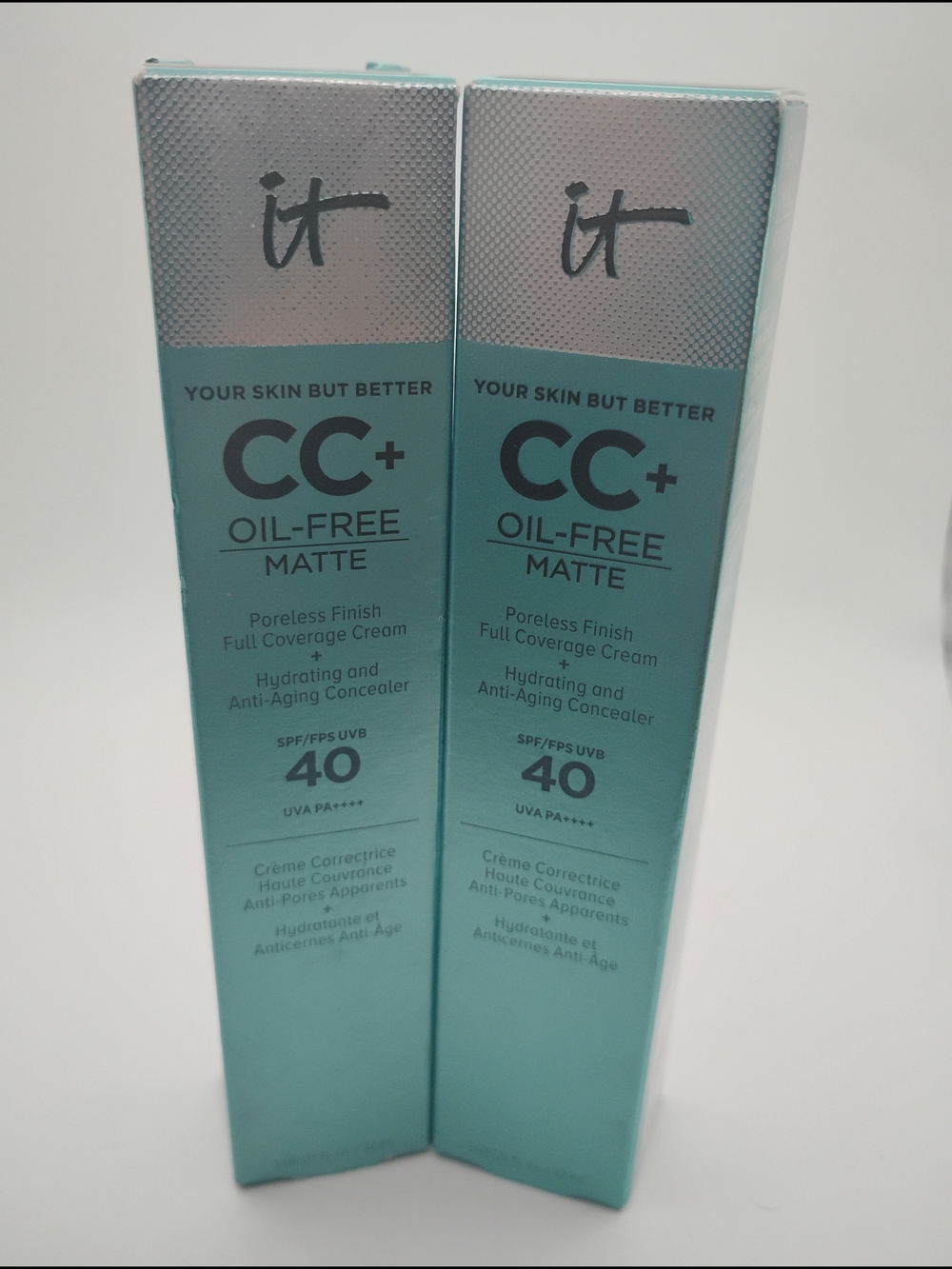 2-it cosmetics CC+ Oil-Free Matte Cream in Teal Shade Deep